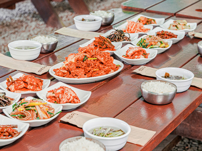 한탄강 무제한 삼겹살 백반 패키지